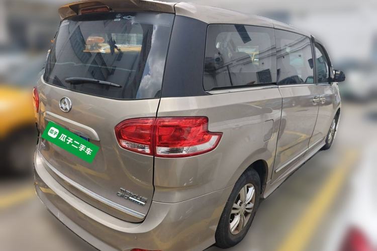 Used SAIC MAXUS G10 2016 2.0T Automatic Elite Edition Exterior 5