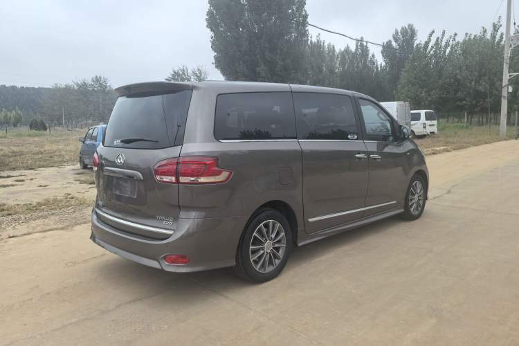 Used SAIC MAXUS G10 2016 2.0T Automatic Luxury Executive Edition Exterior 6