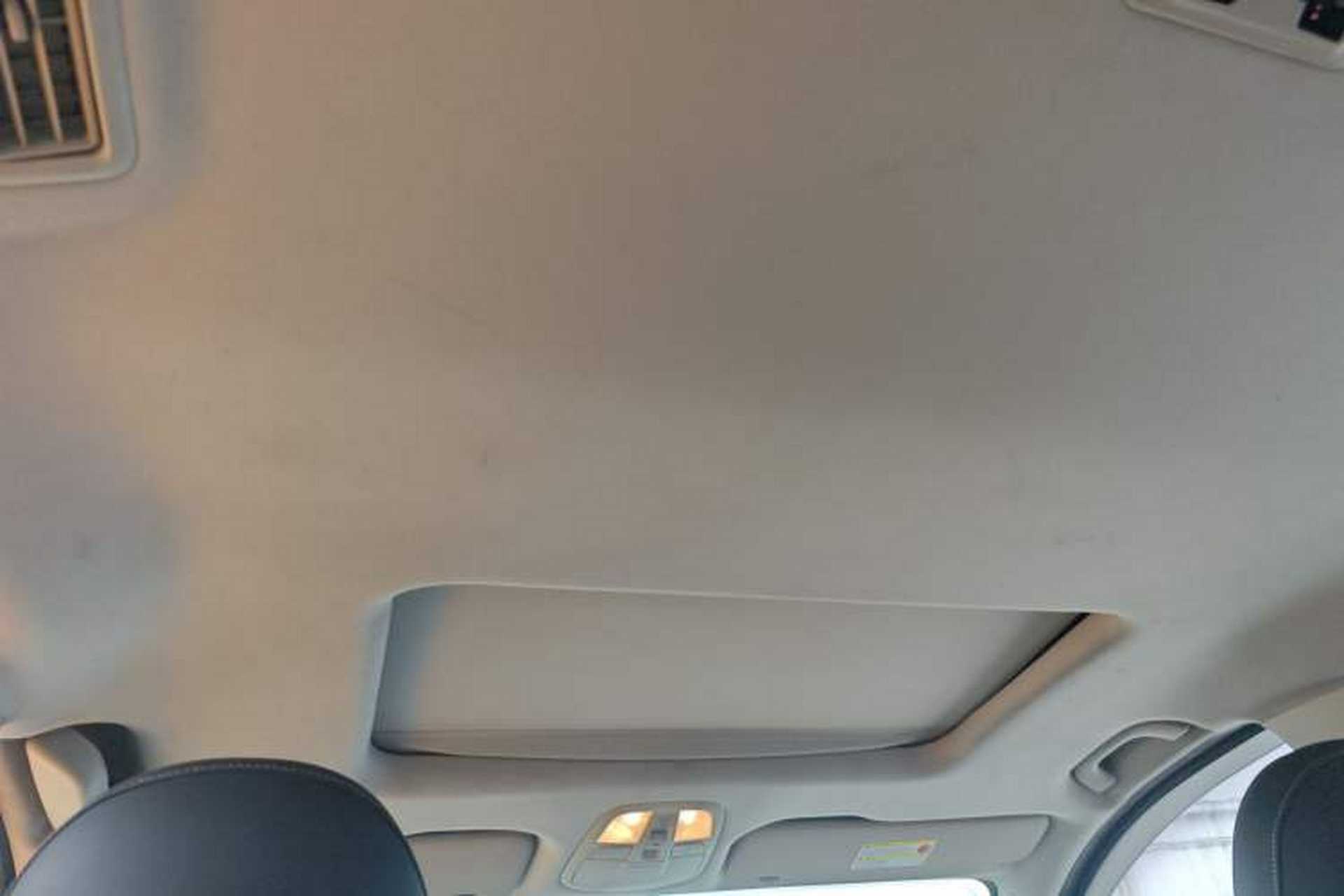 Used SAIC MAXUS G10 2016 2.0T Automatic Elite Edition Headliner