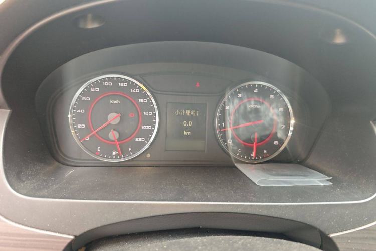 Used SAIC MAXUS G10 2016 2.0T Automatic Elite Edition Instrument Cluster