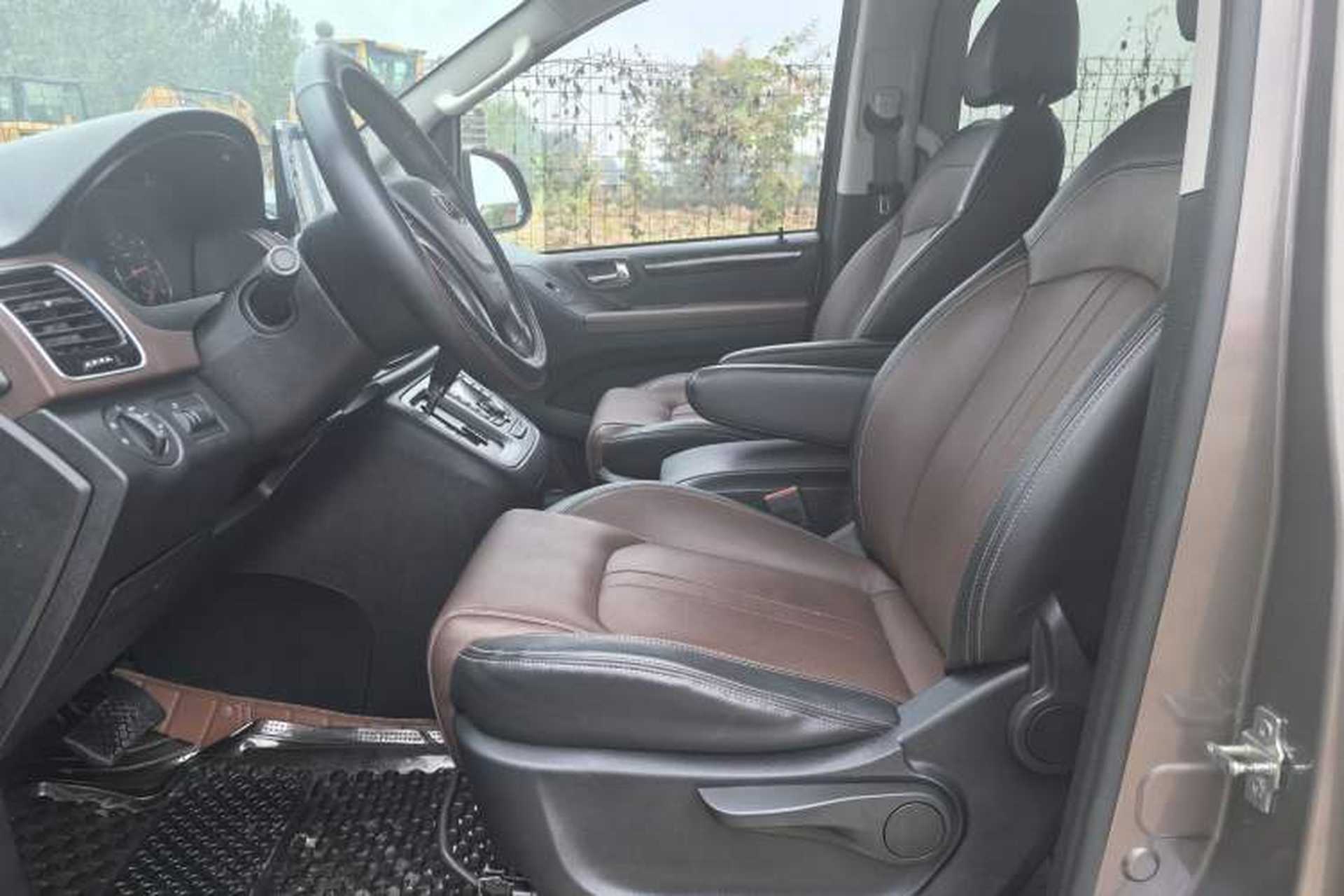 Used SAIC MAXUS G10 2016 2.0T Automatic Luxury Executive Edition Interior 1