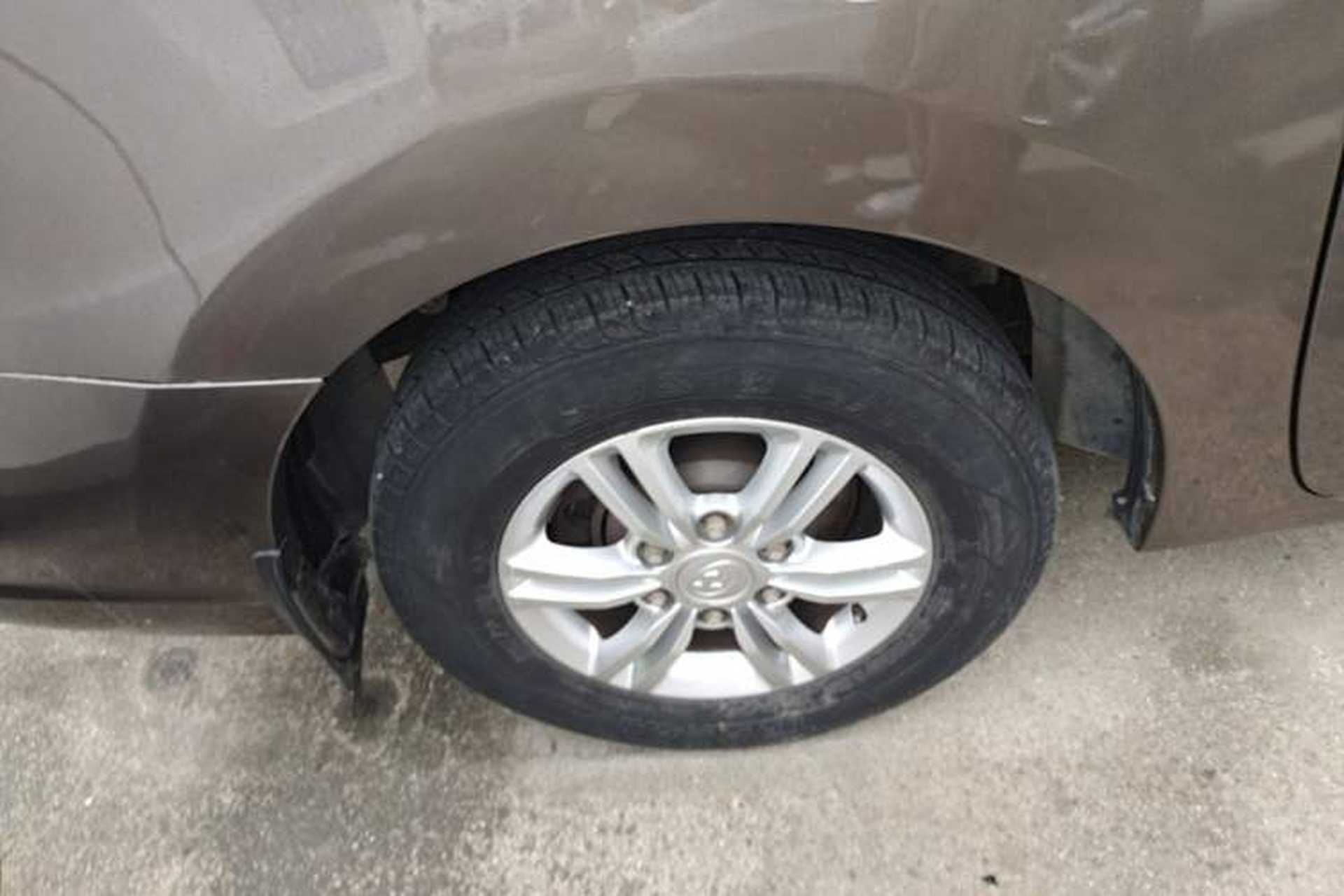 Used SAIC MAXUS G10 2016 2.0T Automatic Elite Edition Right Rear Wheel Hub