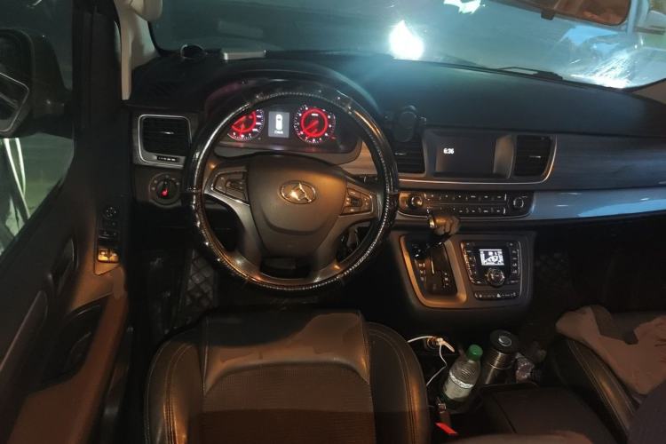 Used SAIC MAXUS G10 2016 2.0T Automatic Elite Edition Steering Wheel