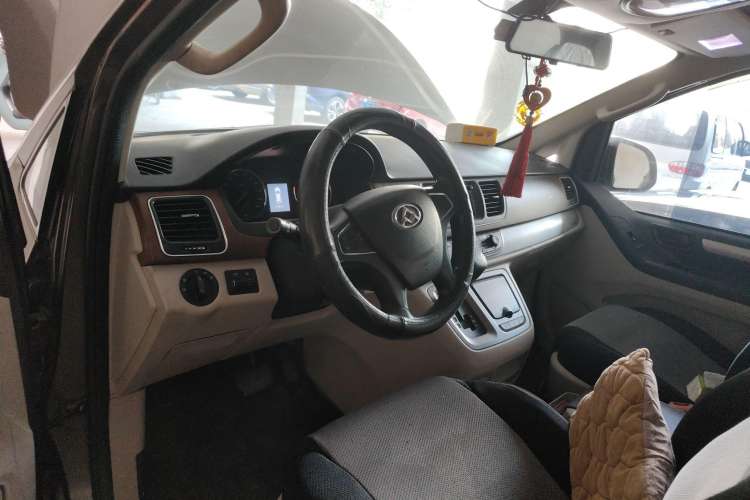 Used SAIC MAXUS G10 2016 2.0T Automatic Executive Edition Steering Wheel