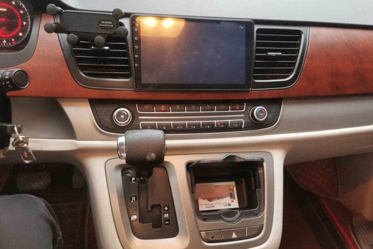Used SAIC MAXUS G10 2016 2.0T Automatic Elite Edition Audio And AC Panel
