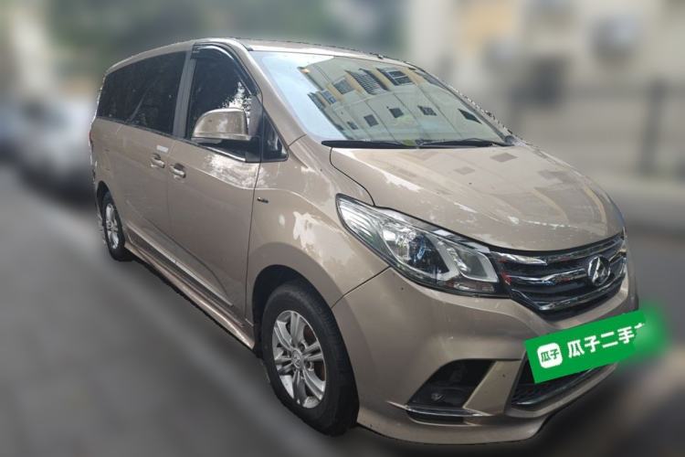 Used SAIC MAXUS G10 2016 2.0T Automatic Elite Edition Front Right 45 Deg