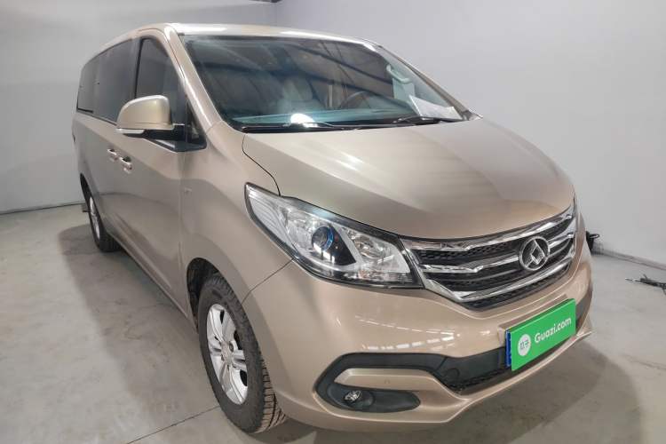 Used SAIC MAXUS G10 2016 2.0T Automatic Elite Edition Front Right 45 Deg