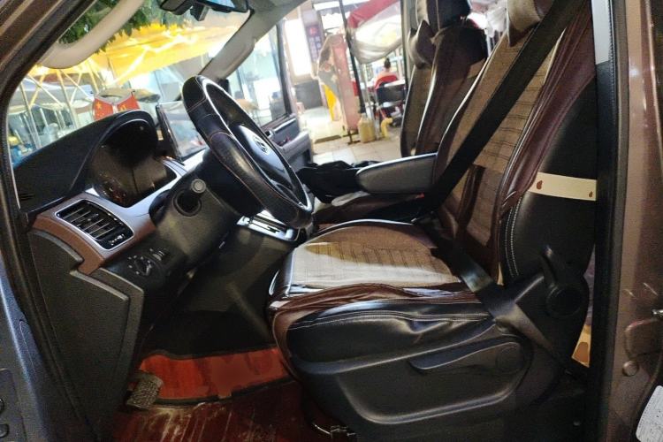 Used SAIC MAXUS G10 2016 2.0T Automatic Flagship Edition Left Front Seat
