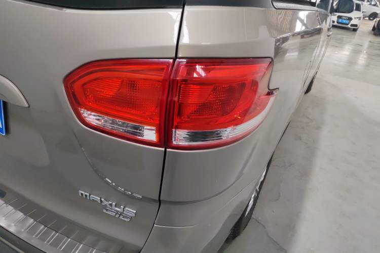 Used SAIC MAXUS G10 2016 2.0T Automatic Elite Edition Right Rear Taillight