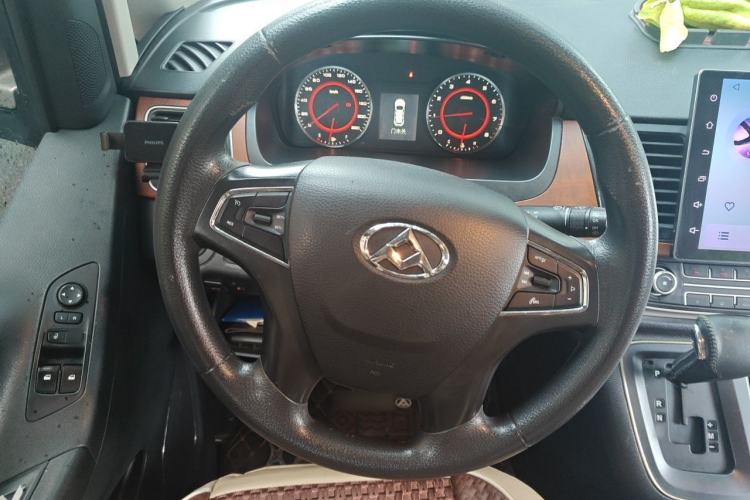 Used SAIC MAXUS G10 2016 2.0T Automatic Elite Edition Steering Wheel
