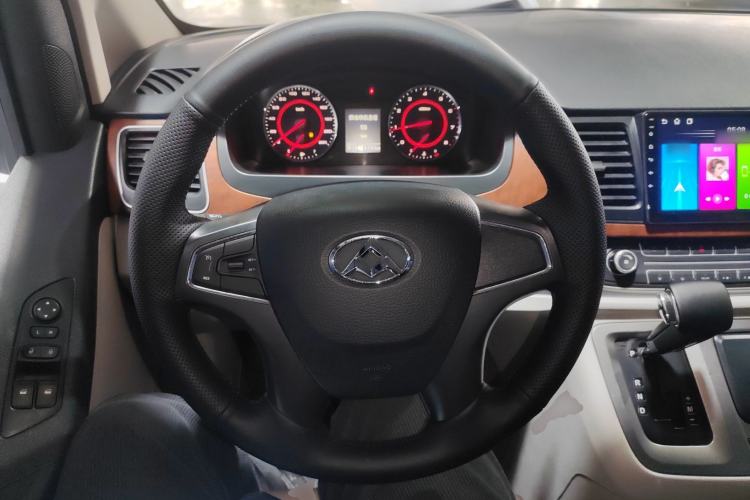 Used SAIC MAXUS G10 2016 2.0T Automatic Elite Edition Steering Wheel