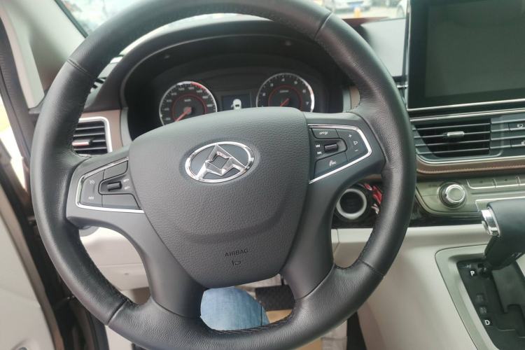 Used SAIC MAXUS G10 2016 2.0T Automatic Flagship Edition Steering Wheel