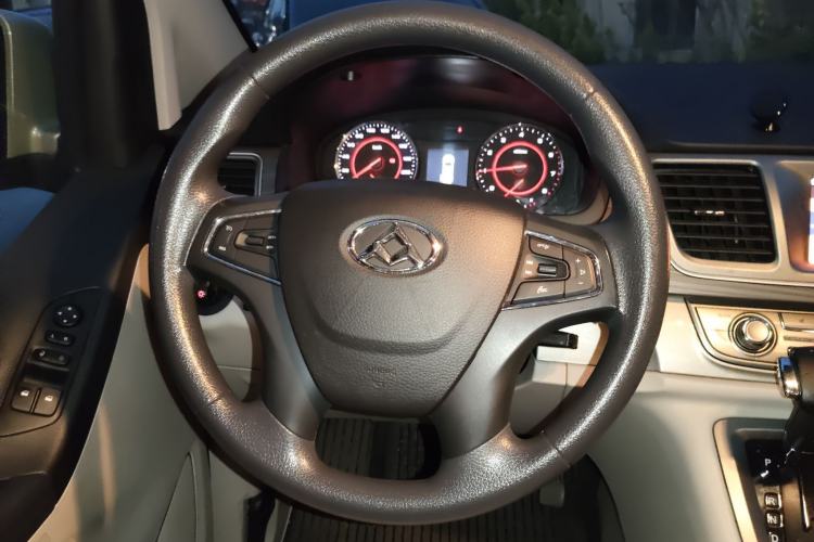 Used SAIC MAXUS G10 2016 2.0T Automatic Elite Edition Steering Wheel