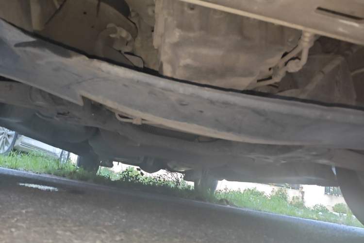 Used SAIC MAXUS G10 2016 2.0T Automatic Elite Edition Chassis Front