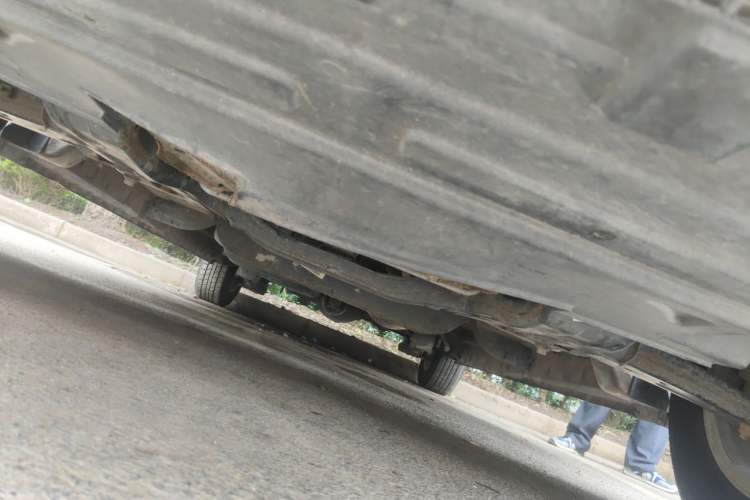 Used SAIC MAXUS G10 2016 2.0T Manual Elite Edition Chassis Front