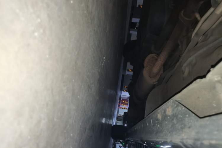 Used SAIC MAXUS G10 2016 2.0T Automatic Luxury Edition Chassis Front Left