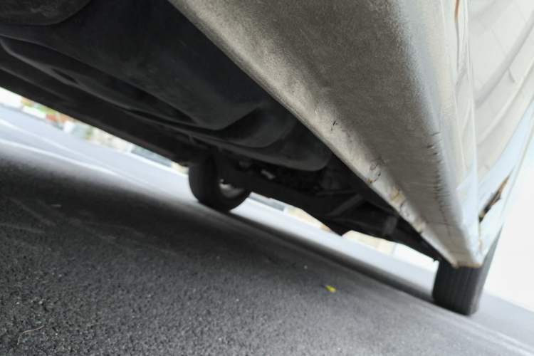 Used SAIC MAXUS G10 2016 2.0T Automatic Elite Edition Chassis Rear Right