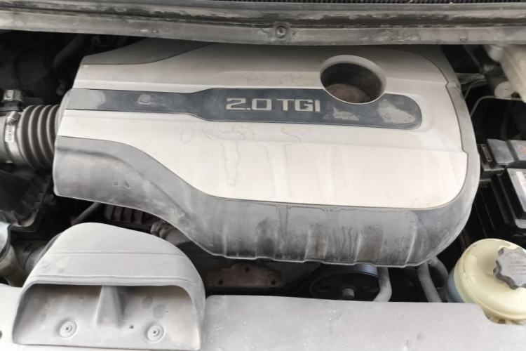 Used SAIC MAXUS G10 2016 2.0T Automatic Elite Edition Engine Bay