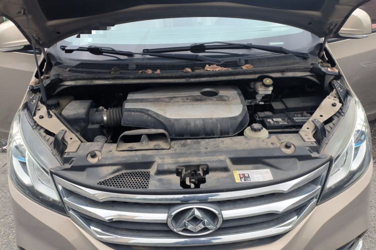 Used SAIC MAXUS G10 2016 2.0T Automatic Elite Edition Engine Bay