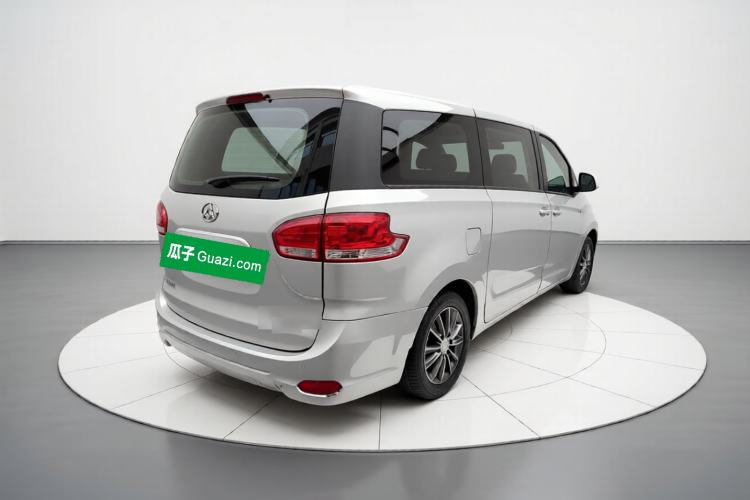 Used SAIC MAXUS G10 2016 2.0T Automatic Elite Edition Exterior 5