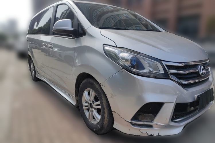 Used SAIC MAXUS G10 2016 1.9T Manual Elite Edition Diesel China V Standard Front Right 45 Deg
