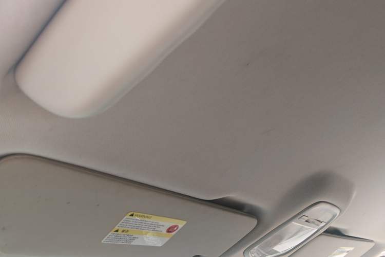 Used SAIC MAXUS G10 2016 2.0T Automatic Elite Edition Headliner