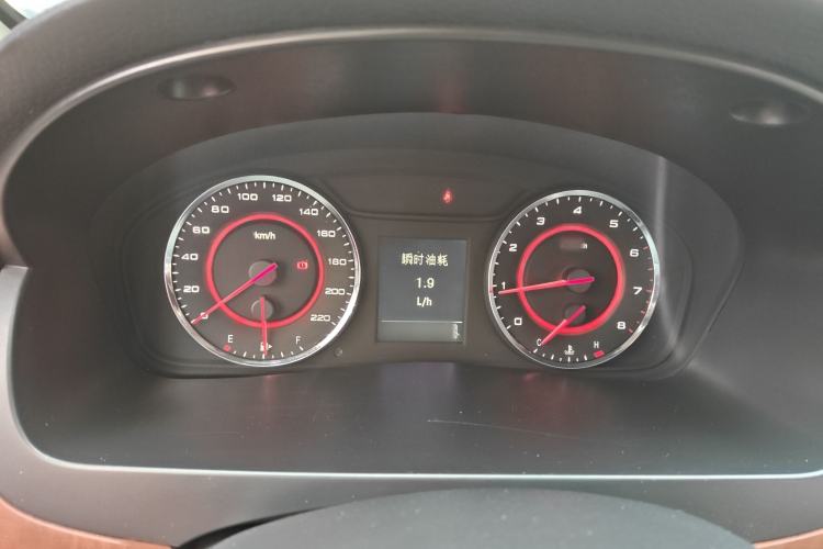 Used SAIC MAXUS G10 2016 2.0T Automatic Elite Edition Instrument Cluster