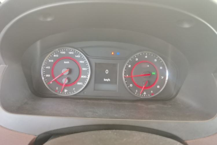 Used SAIC MAXUS G10 2016 2.0T Automatic Flagship Edition Instrument Cluster