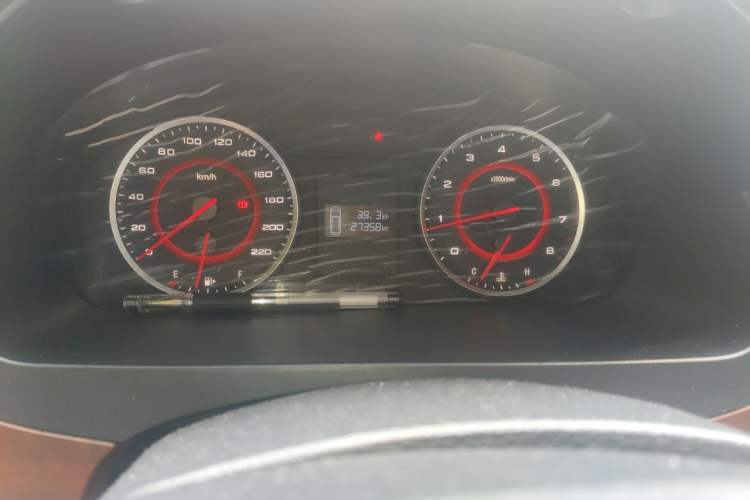 Used SAIC MAXUS G10 2016 2.0T Manual Elite Edition Instrument Cluster