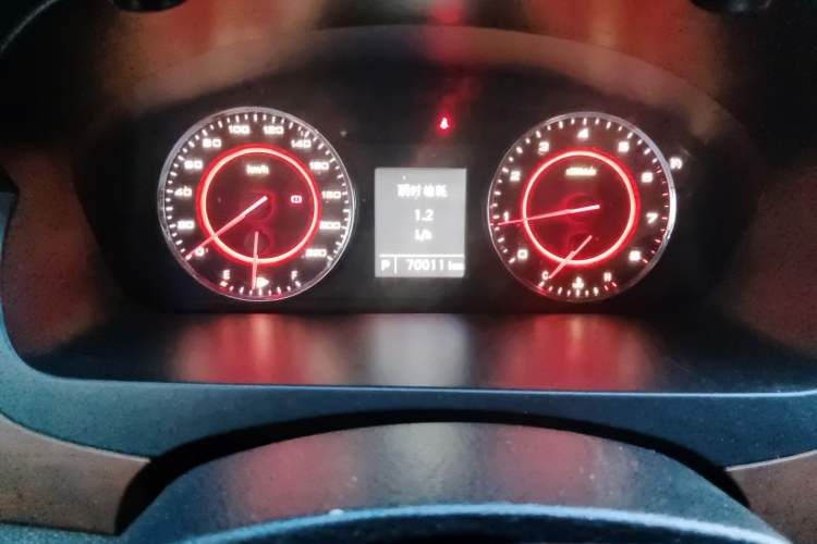 Used SAIC MAXUS G10  Instrument Cluster