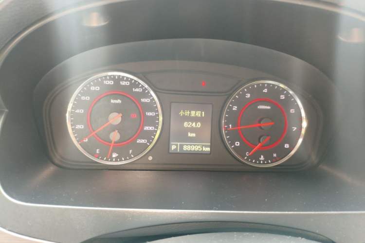 Used SAIC MAXUS G10 2016 2.0T Automatic Elite Edition Instrument Cluster