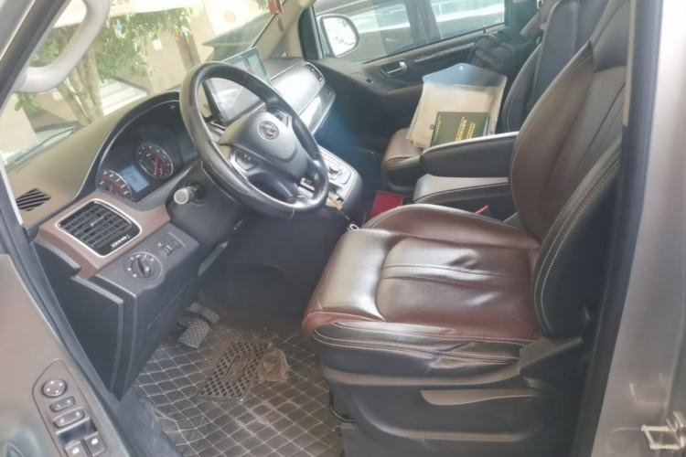 Used SAIC MAXUS G10 2016 2.0T Automatic Flagship Edition Left Front Seat