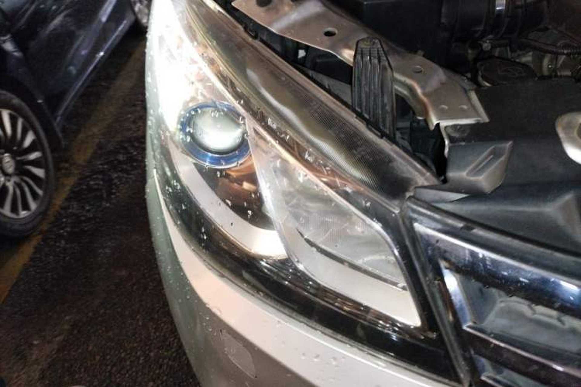 Used SAIC MAXUS G10 2016 1.9T Automatic Luxury Executive Edition Diesel China V Standard Right Front Headlight
