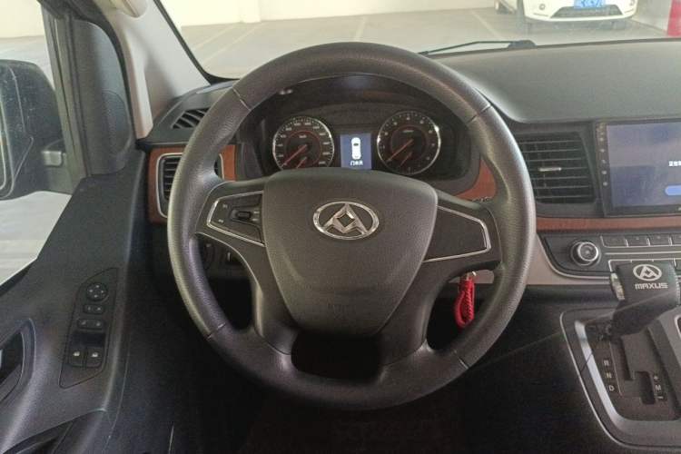 Used SAIC MAXUS G10 2016 2.0T Automatic Elite Edition Steering Wheel