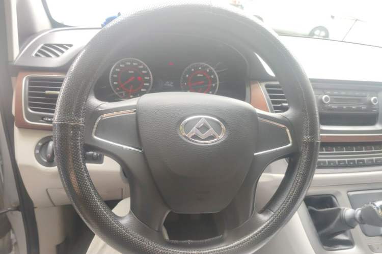 Used SAIC MAXUS G10 2016 2.0T Manual Elite Edition Steering Wheel