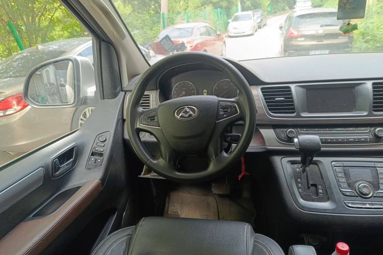 Used SAIC MAXUS G10 2016 2.0T Automatic Elite Edition Steering Wheel