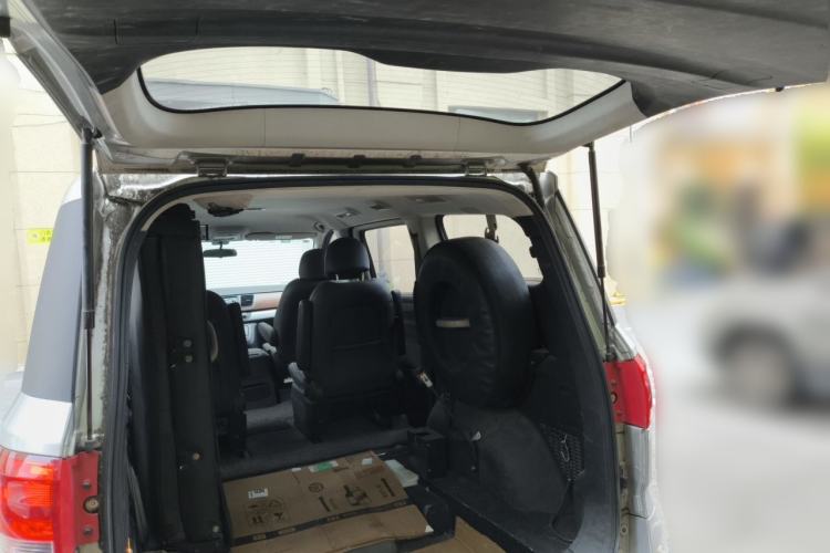 Used SAIC MAXUS G10 2016 2.0T Automatic Elite Edition Trunk