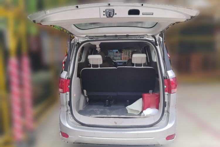 Used SAIC MAXUS G10 2016 2.4L Manual Elite Edition Trunk
