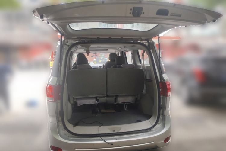 Used SAIC MAXUS G10 2016 2.0T Manual Elite Edition Trunk
