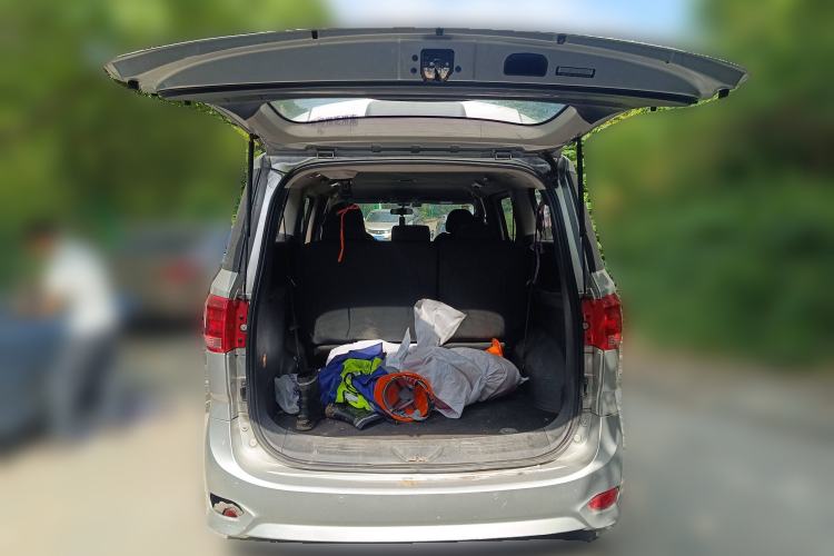Used SAIC MAXUS G10 2016 2.0T Automatic Elite Edition Trunk