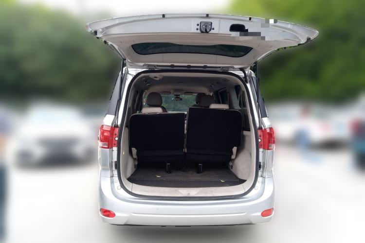Used SAIC MAXUS G10 2016 2.0T Automatic Elite Edition Trunk