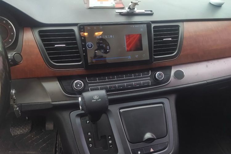 Used SAIC MAXUS G10 2016 2.0T Automatic Elite Edition Audio And AC Panel