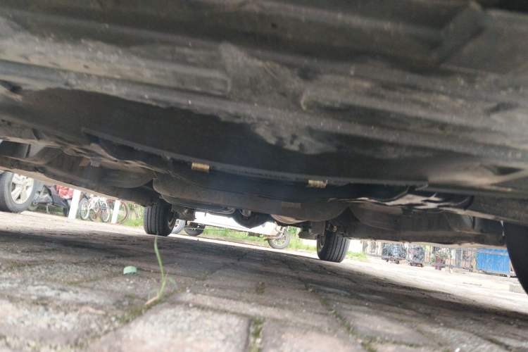 Used SAIC MAXUS G10 2016 2.0T Automatic Elite Edition Chassis Front