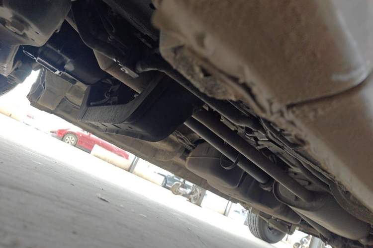 Used SAIC MAXUS G10 2016 1.9T Manual Elite Edition Diesel China V Standard Chassis Front Left