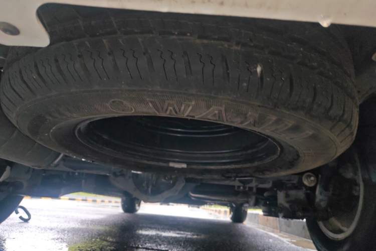 Used SAIC MAXUS G10 2016 2.0T Automatic Elite Edition Chassis Rear