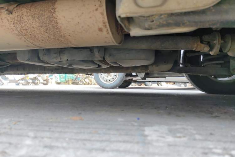 Used SAIC MAXUS G10 2016 2.0T Automatic Executive Edition Chassis Rear Left