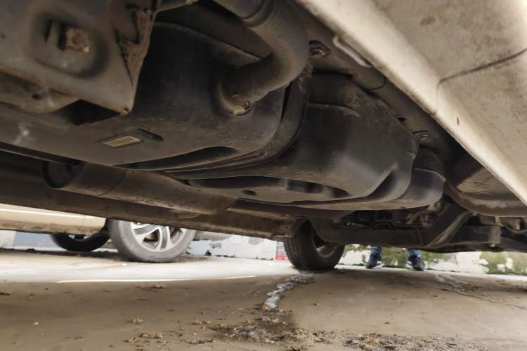Used SAIC MAXUS G10 2016 2.4L Manual Elite Edition Chassis Rear Right