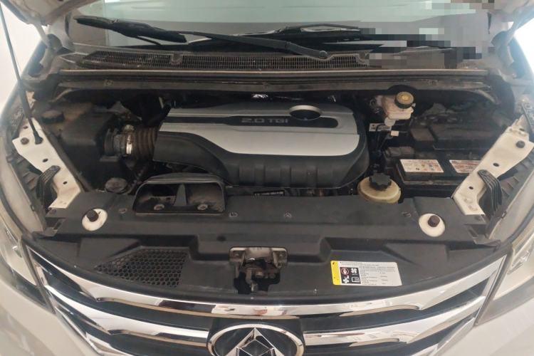 Used SAIC MAXUS G10 2016 2.0T Automatic Luxury Edition Engine Bay