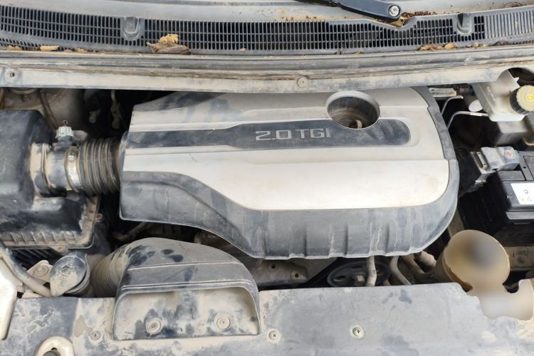 Used SAIC MAXUS G10 2016 2.0T Automatic Flagship Edition Engine Bay