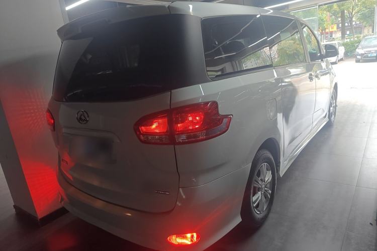Used SAIC MAXUS G10 2016 2.0T Automatic Elite Edition Exterior 2